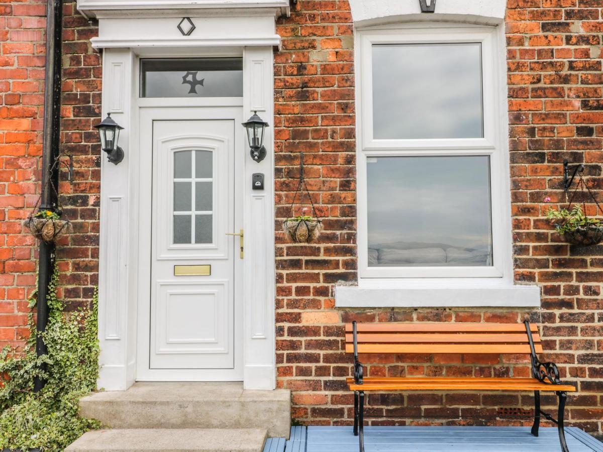 Coastwatch Cottage Scarborough Exterior foto